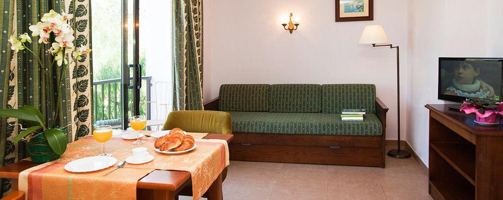 Playa Mondrago Hotel 3*